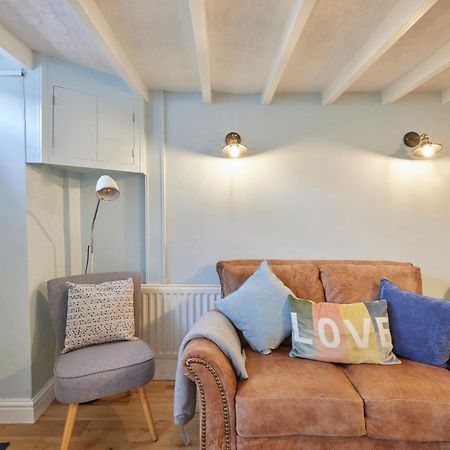 Host & Stay - Honey Cottage Hinderwell Экстерьер фото